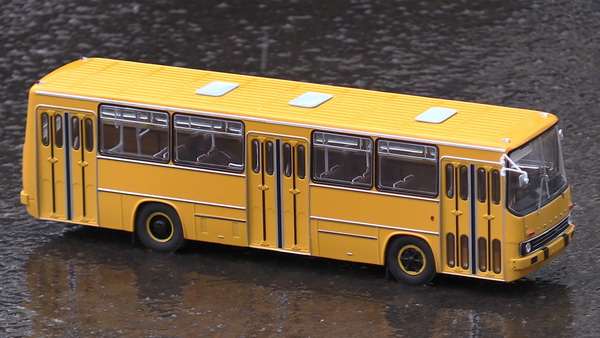 Модель 1:43 Ikarus 260.01 City Bus / Икарус 260.01 городской - охра (L.E.100pcs)