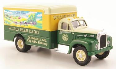 Модель 1:50 Mack B Van «Wilton Farm Dairy»
