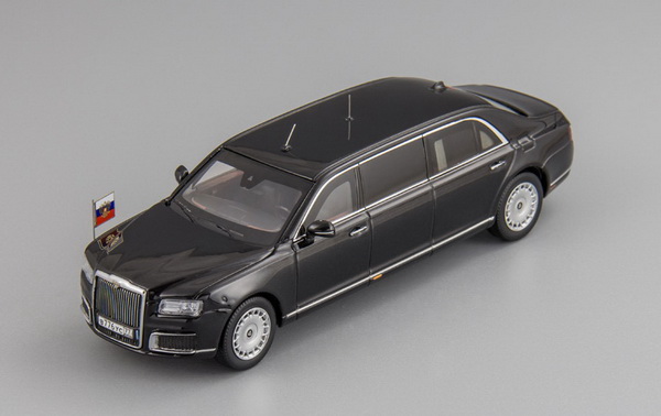Модель 1:43 Aurus Senat Limousine - black