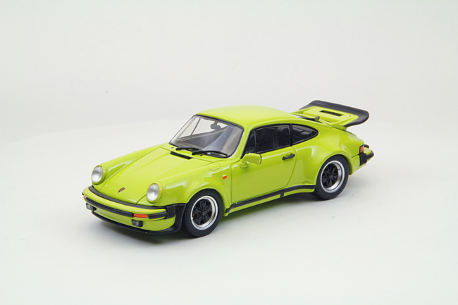 porsche 911 turbo - green 43753 Модель 1:43