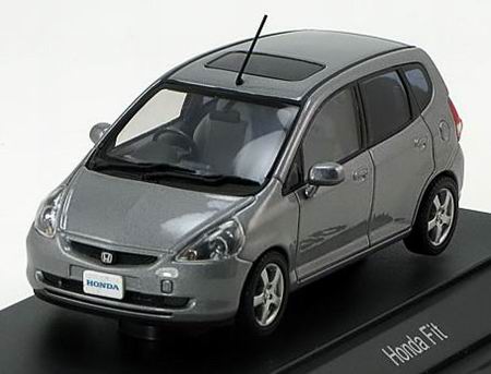 Модель 1:43 Honda Fit - silver