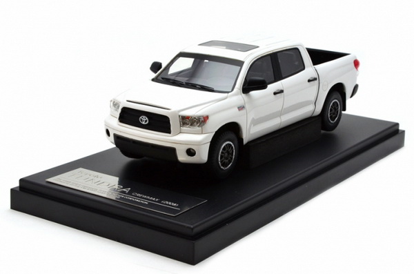 Модель 1:43 Toyota Tundra Crewmax Sport Custom 4WD - white