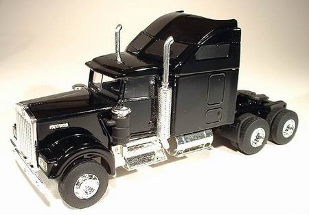 kenworth w900 tractor with sleeper - black 111858 Модель 1:43