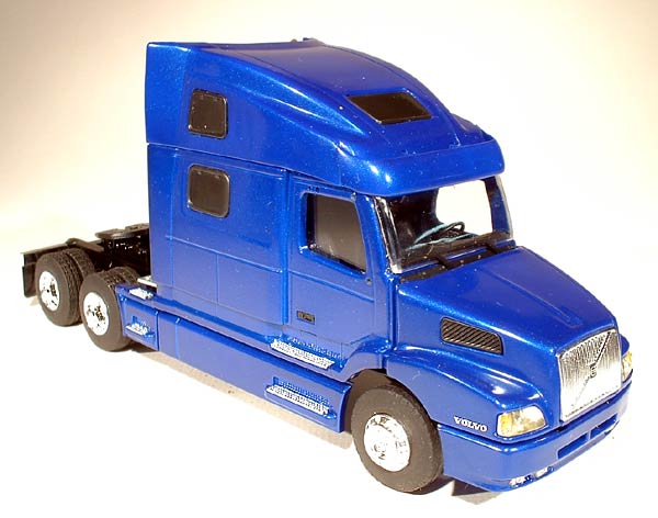 Модель 1:43 Volvo 770 - blue