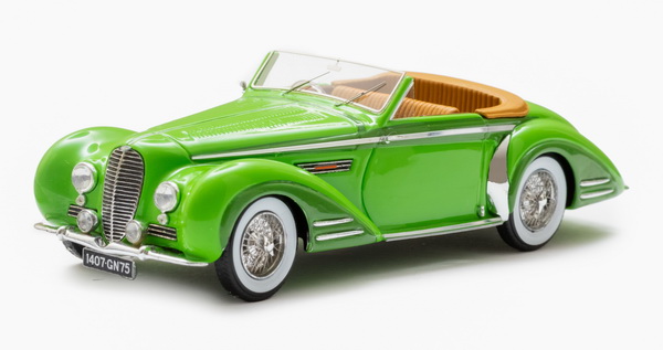 Delahaye 135 Cabrio by Chapron top down - 2-tones green (L.E.250pcs) EMEU43017A Модель 1:43