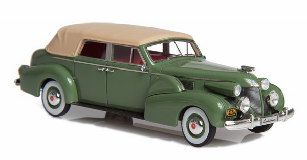 Модель 1:43 Cadillac 75 Fleetwood Convertible Sedan (closed) - green (L.E.500pcs)