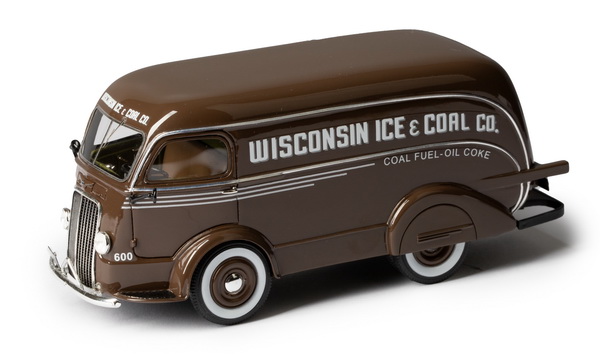 Модель 1:43 International D-300 Wisconsin Ice Co Van No. 600 - 1938