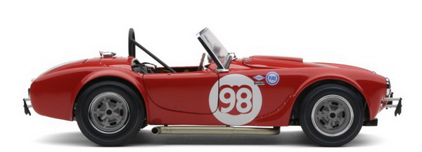 Модель 1:18 AC Cobra in Competition Second - 1963 Road America 500 - Ken Miles, Bob Holbert