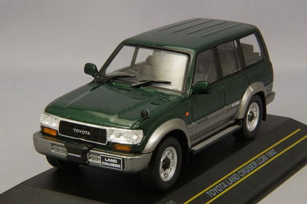 Модель 1:43 Toyota Land Cruiser LC80 RHD - dark green/silver