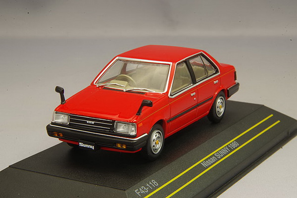 Модель 1:43 Nissan Sunny (RHD) - red