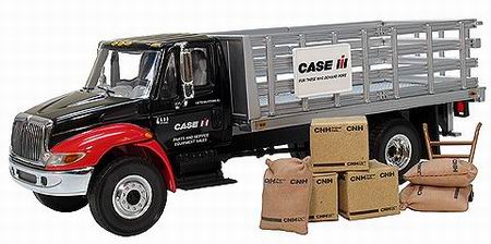 international 4400 platform stake truck «case ih» 10-3627 Модель 1:34