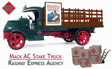 Модель 1:34 Mack AC Stake Truck with boxes and hand cart «Railway Express Agency...»