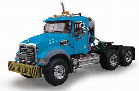 mack granite mp tractor - blue 50-3155 Модель 1:50
