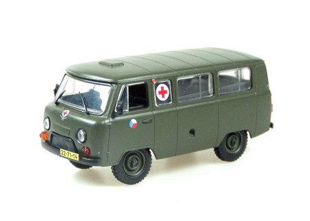 УАЗ-462 Санитарный Армии ЧССР / uaz 462 Čsla ambulance FOX033 Модель 1 43