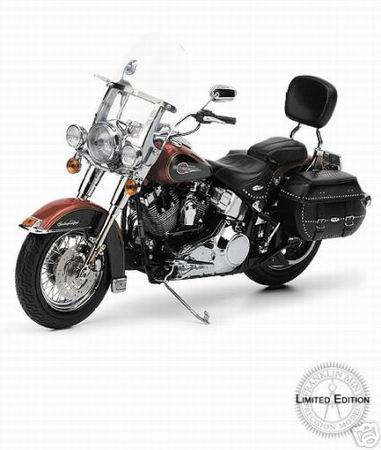 Модель 1:10 Harley-Davidson Heritage Softail Classic - LE