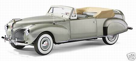 Модель 1:24 Lincoln Continental - silver