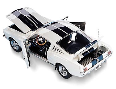 Модель 1:24 Shelby Mustang