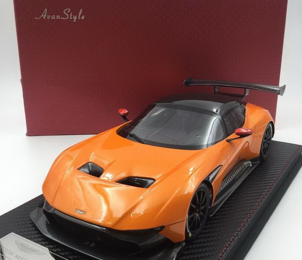 aston martin vulcan coupe 2015 - orange met. carbon AS014-34 Модель 1 18