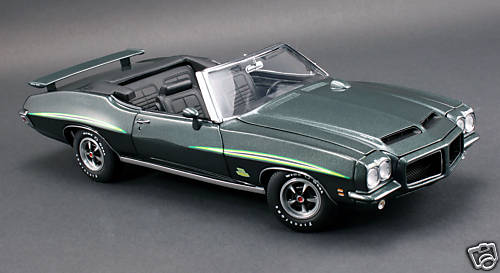 Модель 1:18 Pontiac GTO «The Judge» Convertible - laurentian green/black int
