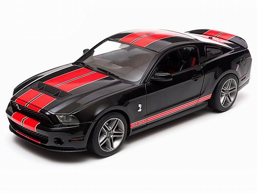 Модель 1:18 Ford Mustang Shelby GT500 - black/red stripes
