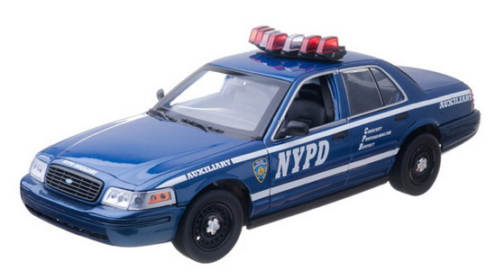Модель 1:18 Ford Crown Victoria Police Interceptor NYPD Auxiliary Interceptor (Lights and Sound)