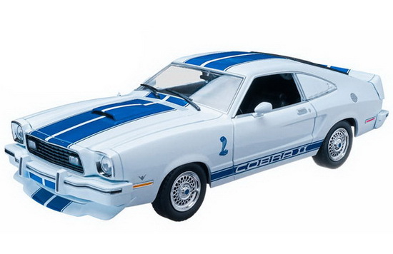 Модель 1:18 Ford Mustang Cobra «Charlie`s Angels» (из т/ф «Ангелы Чарли») - white/blue