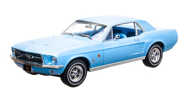 Модель 1:18 Ford Mustang Coupe «Lone Star Limited Edition» Bluebonnet Special - light blue