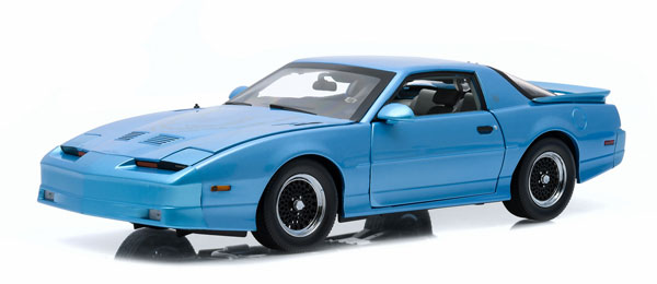Модель 1:18 Pontiac Trans Am GTA Hardtop - maui blue met