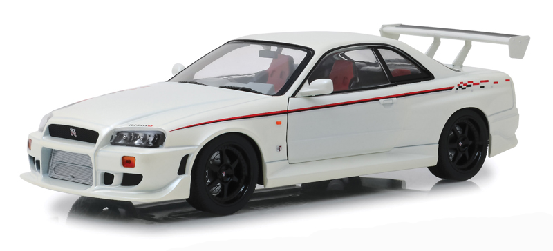 Модель 1:18 Nissan Skyline GT-R (R34) - pearl white