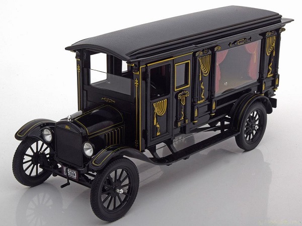 Модель 1:18 Ford Model T Leichenwagen 1921 - Black