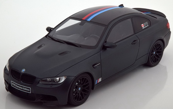 Модель 1:18 BMW M3 DTM Champion Edition - matt black/carbon