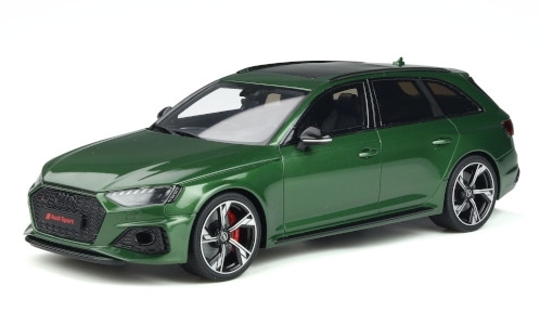 Модель 1:18 Audi RS4 Avant 2020