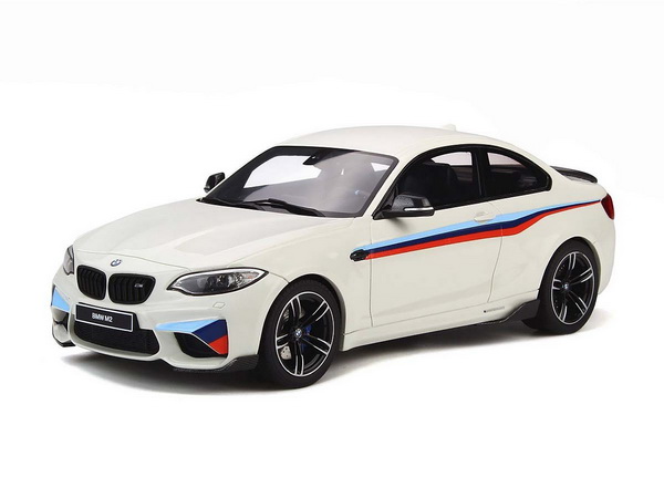 Модель 1:18 BMW M2 M Performance - white