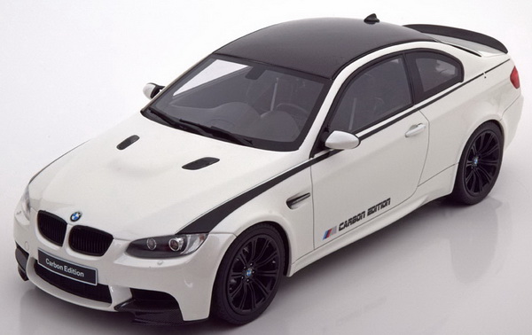 Модель 1:18 BMW M3 (E92) Carbon Edition - white