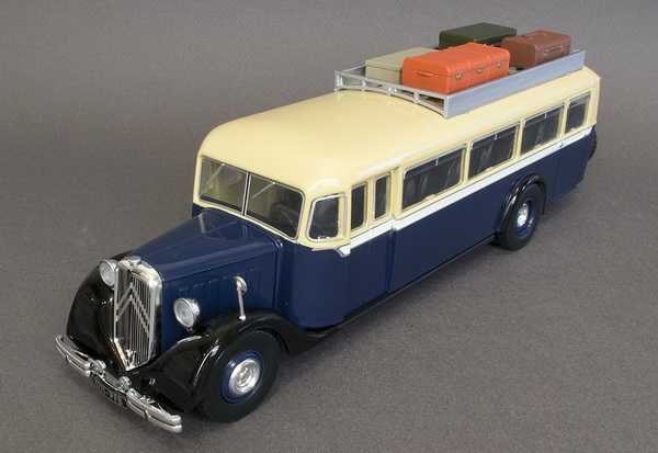 Модель 1:43 Citroen T45 - серия «Autobus et autocars du Monde» №1 (с журналом)