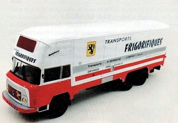 Berliet GPRK 10 «Frigorifique» carrosserie Chéreau - серия «Les Camions Berliet» №28 (с журналом)