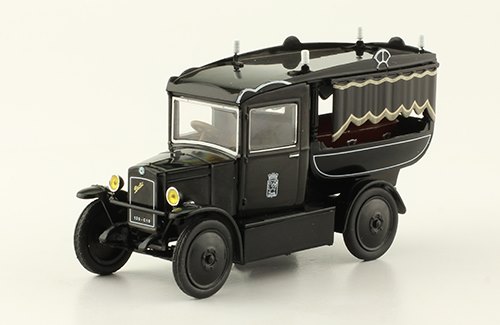 Berliet VTB Fourgon mortuaire - серия «Les Camions Berliet» №58 (без журнала) BER058 Модель 1:43