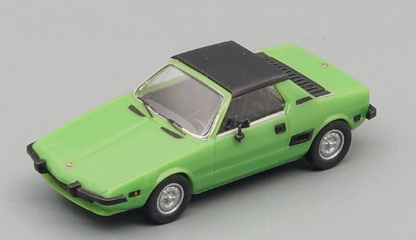 Модель 1:87 FIAT X1/9, lightgreen