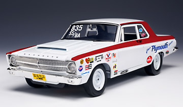 Модель 1:18 Plymouth Belvedere - white racer