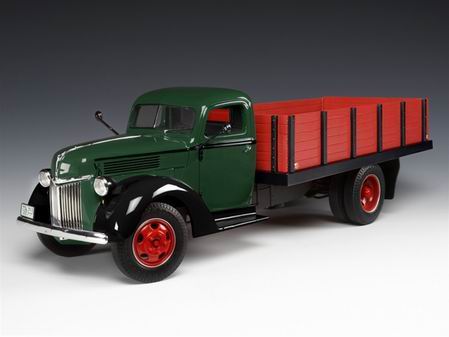 Модель 1:16 Ford Grain Truck / green red