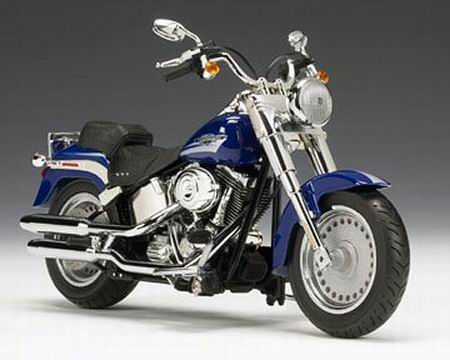 Модель 1:12 Harley-Davidson FLSTF Fat Boy - flame blue pearl