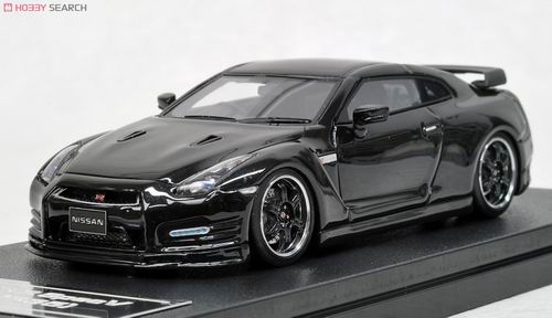 Модель 1:43 Nissan GT-R SpecV (R35) - black