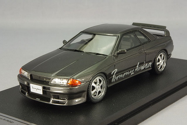 Модель 1:43 Nissan Skyline Tommykaira R (R32) - met.gray (RHD)