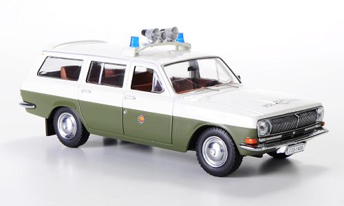Масштабная модель 24-02 Полиция ГДР (серия 500 шт. для cars & co) CCC064 Модель 1:43