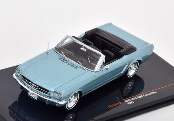 Модель 1:43 Ford Mustang Cabrio - 1965 - Light blue met.