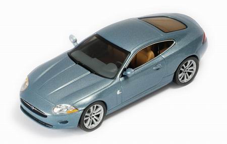 Модель 1:43 Jaguar XK Coupe - blue zircon