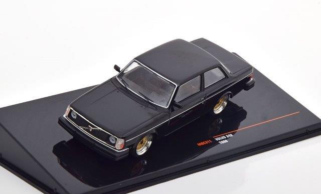 Модель 1:43 VOLVO 242 Customs 1980 Black