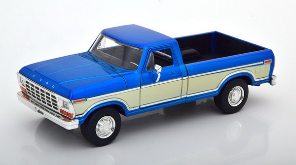 Модель 1:24 Ford F-150 - blue/cream