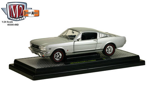 ford mustang gt 2+2 fastback coupe - silver M40300 Модель 1:24