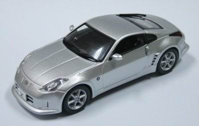 Модель 1:43 Nissan 350Z Silver LONG NOISE